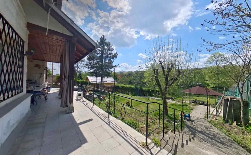 Branesti Vila pe lac cu vedere la padure - Pasarea